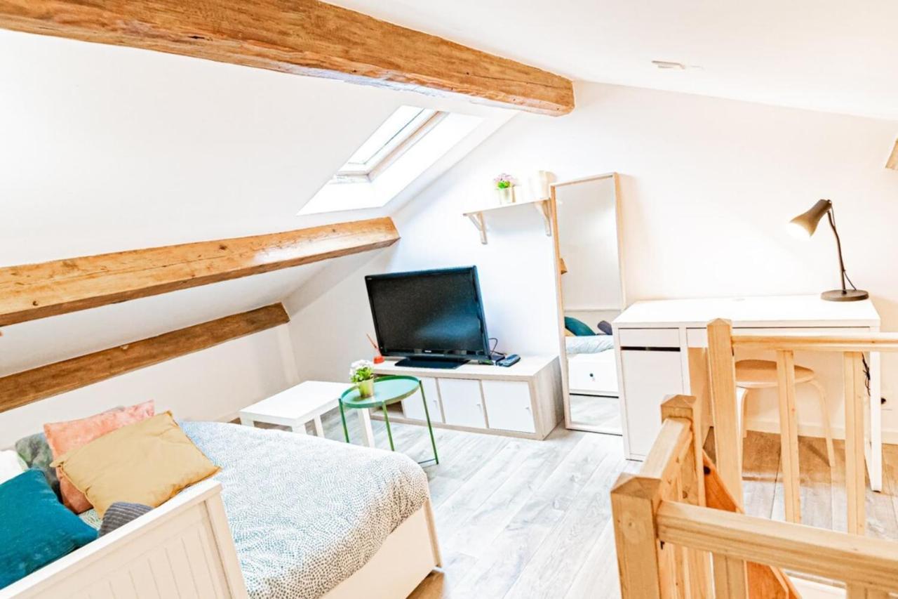 Duplex Poizat - Joli Appartement - Віллербанн Екстер'єр фото